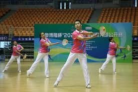 天王杯国羽F4取悦观众 林丹再现“一挑四”名场面 全场沸腾了